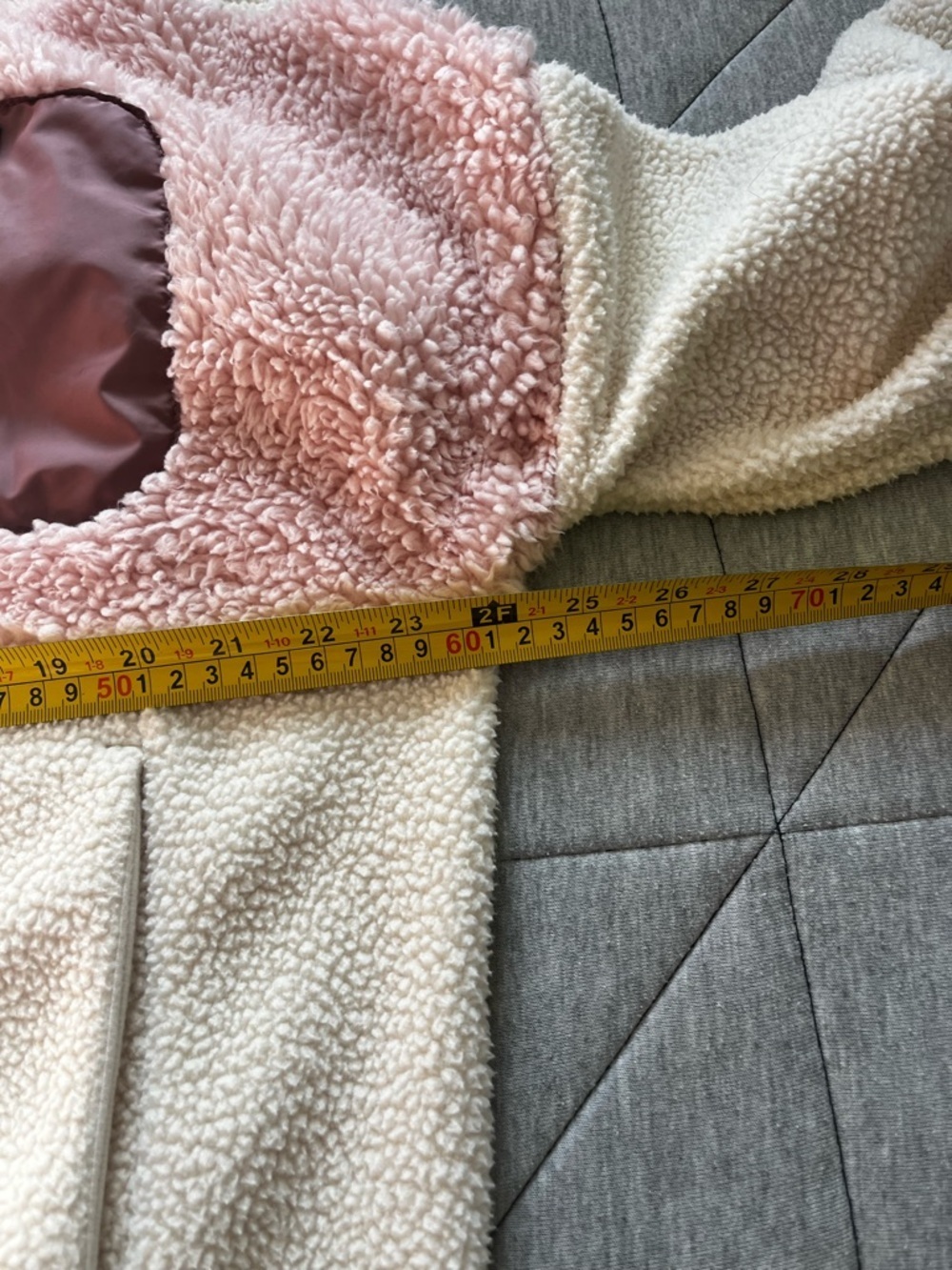 Columbia Cream and Mauve button-Front Sherpa Pullover - Picture 7 of 7